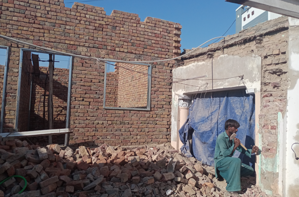 Visiting + Repairing Flood Damaged Homes in Pakistan